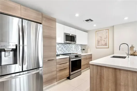 9940 W Bay Harbor Drive Bay Harbor Islands FL 33154