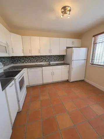 286 Racquet Club Road Weston FL 33326