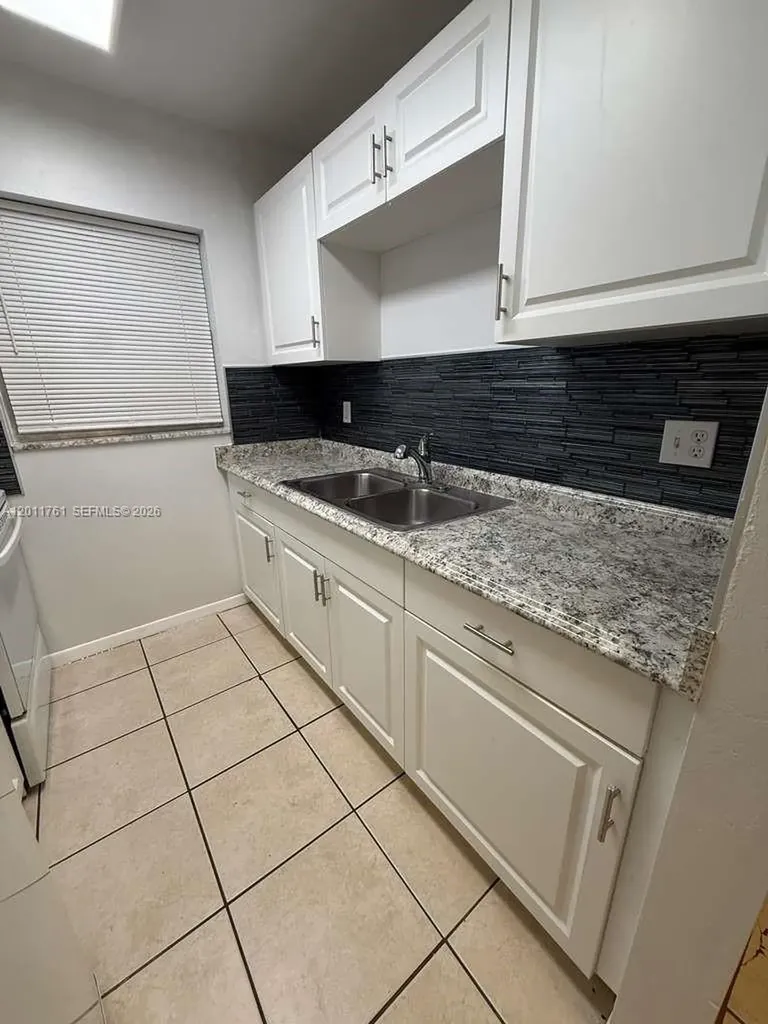 606 S C Street Lake Worth FL 33460