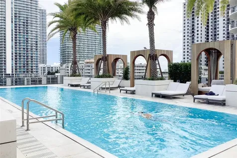 801 S Miami Avenue Miami FL 33130