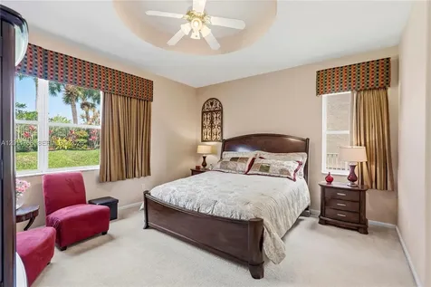 980 SW 171st Terrace Pembroke Pines FL 33027