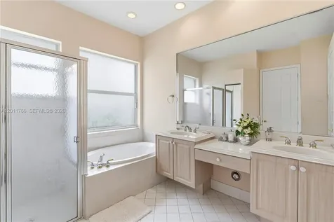980 SW 171st Terrace Pembroke Pines FL 33027