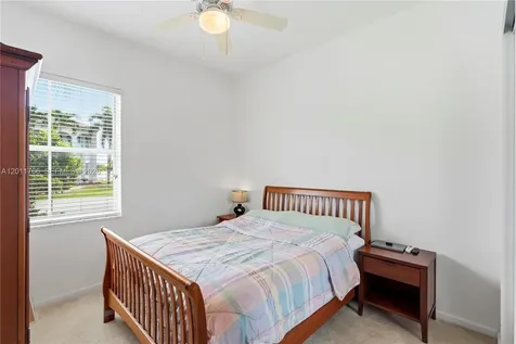980 SW 171st Terrace Pembroke Pines FL 33027
