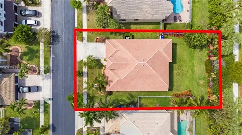 980 SW 171st Terrace Pembroke Pines FL 33027