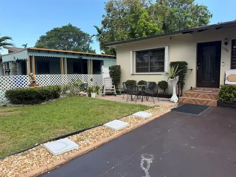 1190 NW 50th Street Miami FL 33127