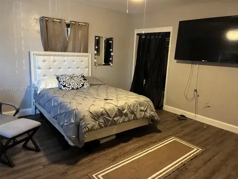 1190 NW 50th Street Miami FL 33127