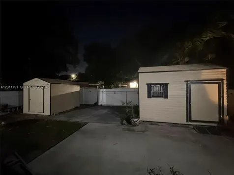 1190 NW 50th Street Miami FL 33127