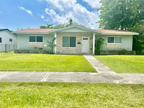 1328 Arthur Street Hollywood FL 33019