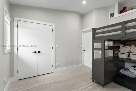 6921 Trouville Esplanade Miami Beach FL 33141