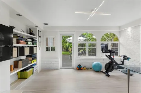 6921 Trouville Esplanade Miami Beach FL 33141