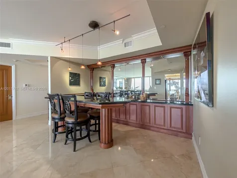 2000 Island Boulevard Aventura FL 33160