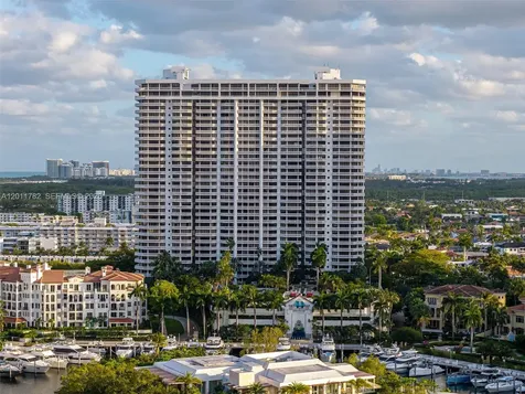 2000 Island Boulevard Aventura FL 33160