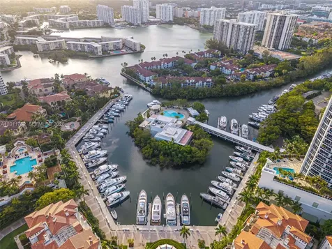 2000 Island Boulevard Aventura FL 33160