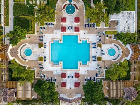 2000 Island Boulevard Aventura FL 33160