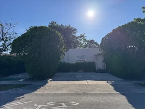 5800 Taylor Street Hollywood FL 33021