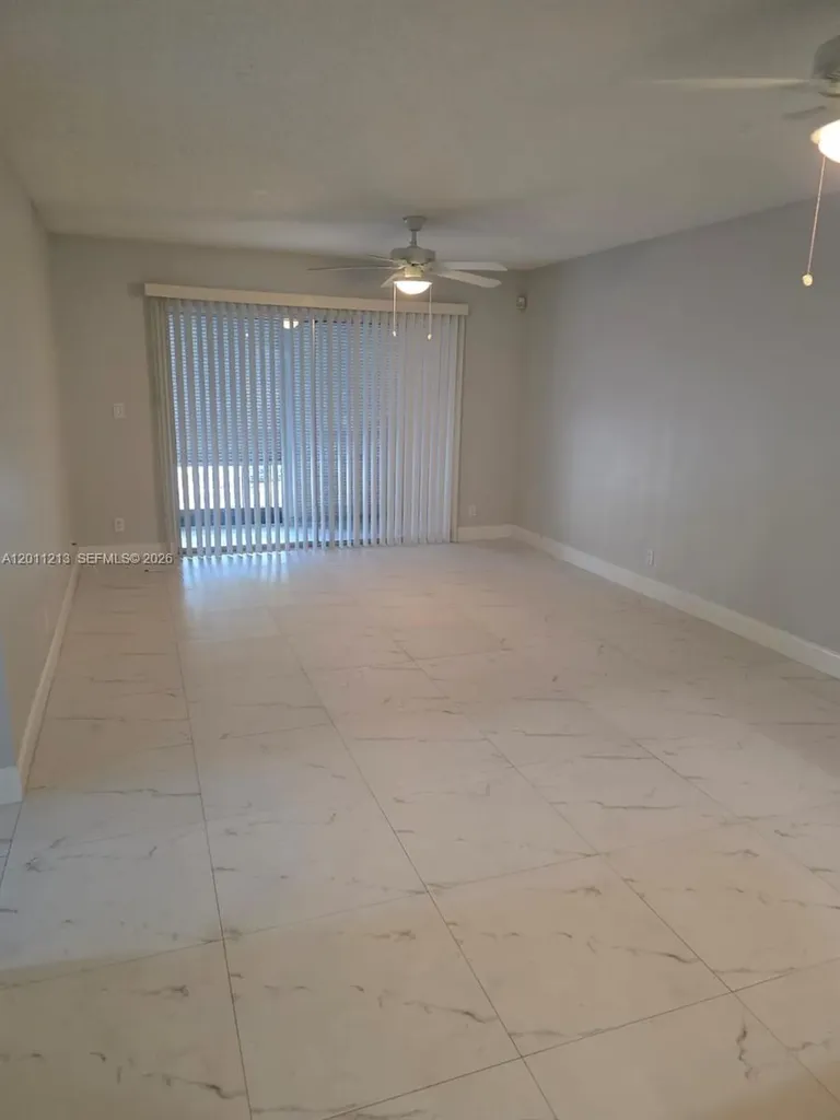 4163 NW 90th Avenue Coral Springs FL 33065