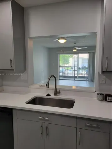 4163 NW 90th Avenue Coral Springs FL 33065