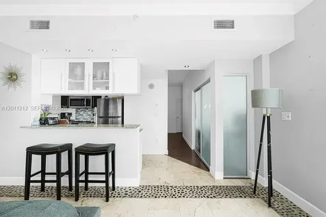 275 NE 18th Street Miami FL 33132