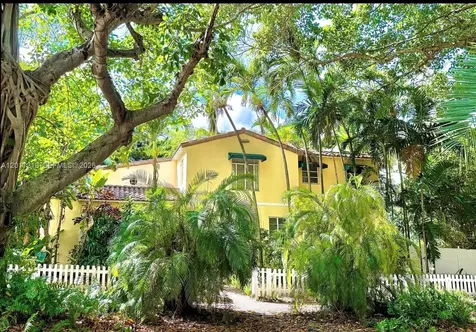 3644 SW 3rd Avenue Miami FL 33145