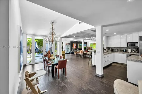 4975 Delaware Avenue Miami Beach FL 33140