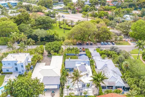 4975 Delaware Avenue Miami Beach FL 33140