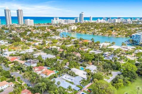 4975 Delaware Avenue Miami Beach FL 33140