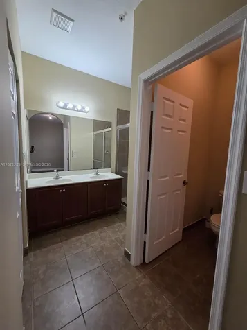 2851 W Prospect Road Tamarac FL 33309
