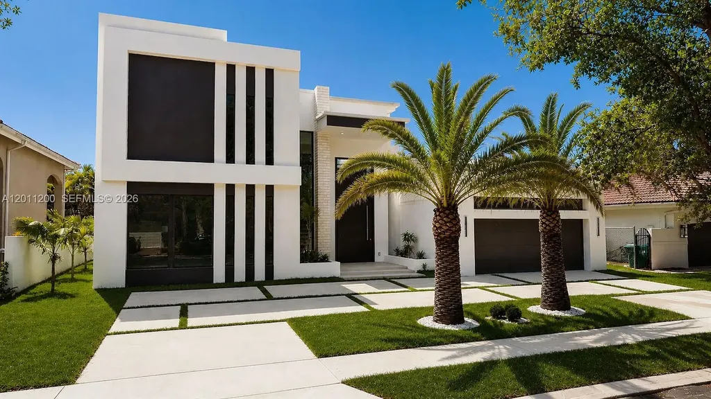 16022 NW 83rd Court Miami Lakes FL 33016