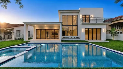 16022 NW 83rd Court Miami Lakes FL 33016