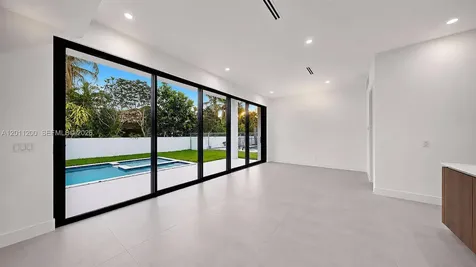 16022 NW 83rd Court Miami Lakes FL 33016