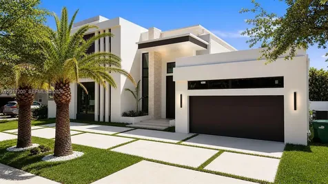 16022 NW 83rd Court Miami Lakes FL 33016