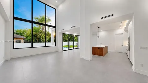 16022 NW 83rd Court Miami Lakes FL 33016
