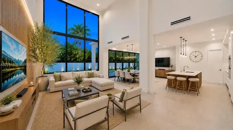 16022 NW 83rd Court Miami Lakes FL 33016