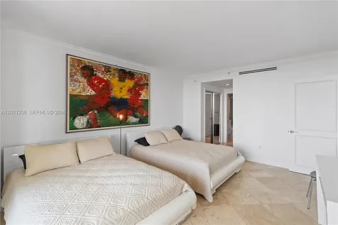 3400 SW 27th Avenue Coconut Grove FL 33133