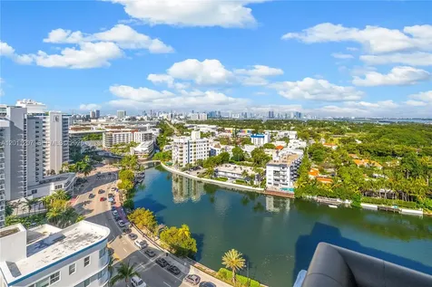 2555 Collins Avenue Miami Beach FL 33140