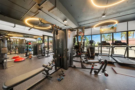 2555 Collins Avenue Miami Beach FL 33140