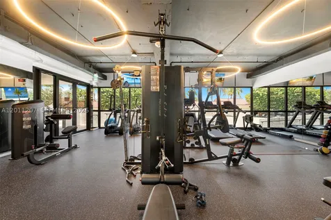 2555 Collins Avenue Miami Beach FL 33140