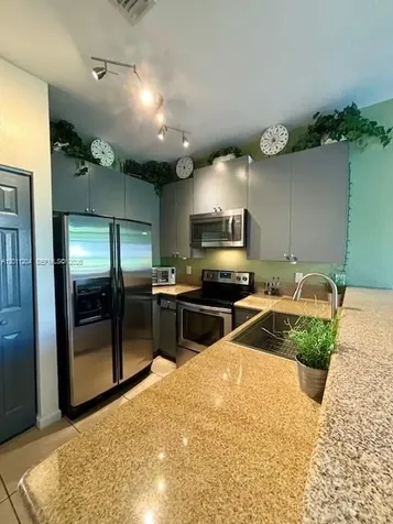 641 NE 21st Terrace Homestead FL 33033