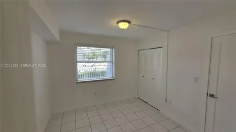 2575 SW 27th Avenue Miami FL 33133