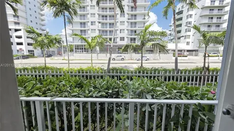 2575 SW 27th Avenue Miami FL 33133