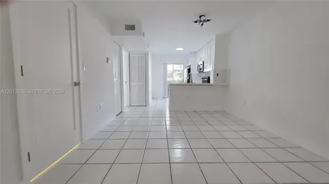 2575 SW 27th Avenue Miami FL 33133