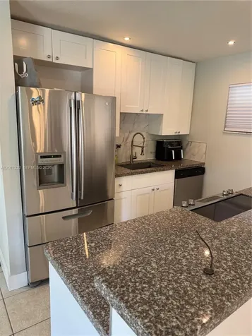 399 NW 72nd Avenue Miami FL 33126