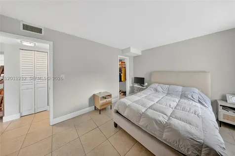 399 NW 72nd Avenue Miami FL 33126