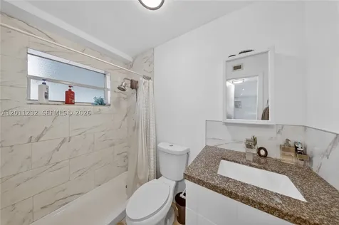 399 NW 72nd Avenue Miami FL 33126