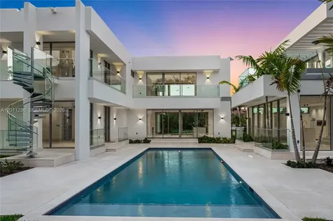 3280 Lake Ridge Lane Weston FL 33332
