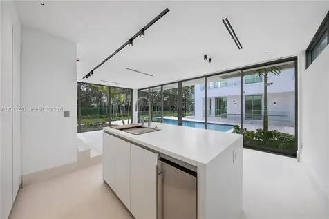 3280 Lake Ridge Lane Weston FL 33332