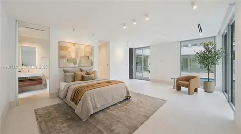3280 Lake Ridge Lane Weston FL 33332