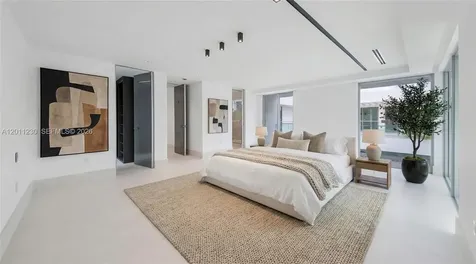 3280 Lake Ridge Lane Weston FL 33332