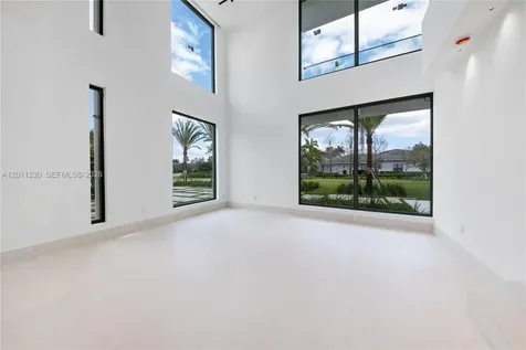 3280 Lake Ridge Lane Weston FL 33332
