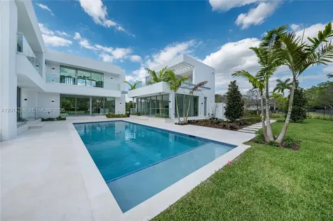 3280 Lake Ridge Lane Weston FL 33332